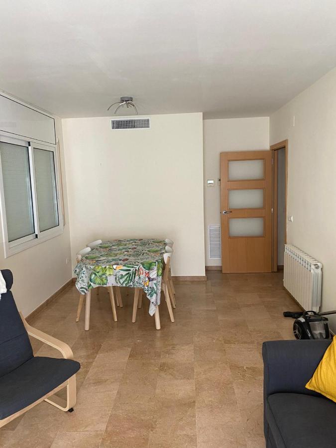 4 Rooms Apartment In Tarragone Extérieur photo